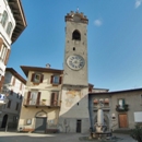 la Torre Civica in Piazza V. Emanuele II